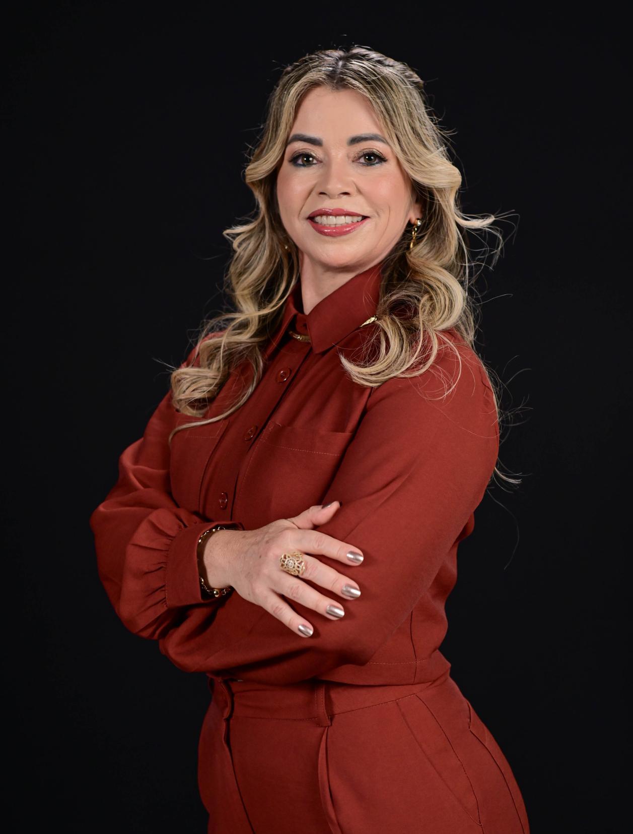 Venísia Ferreira - IDP